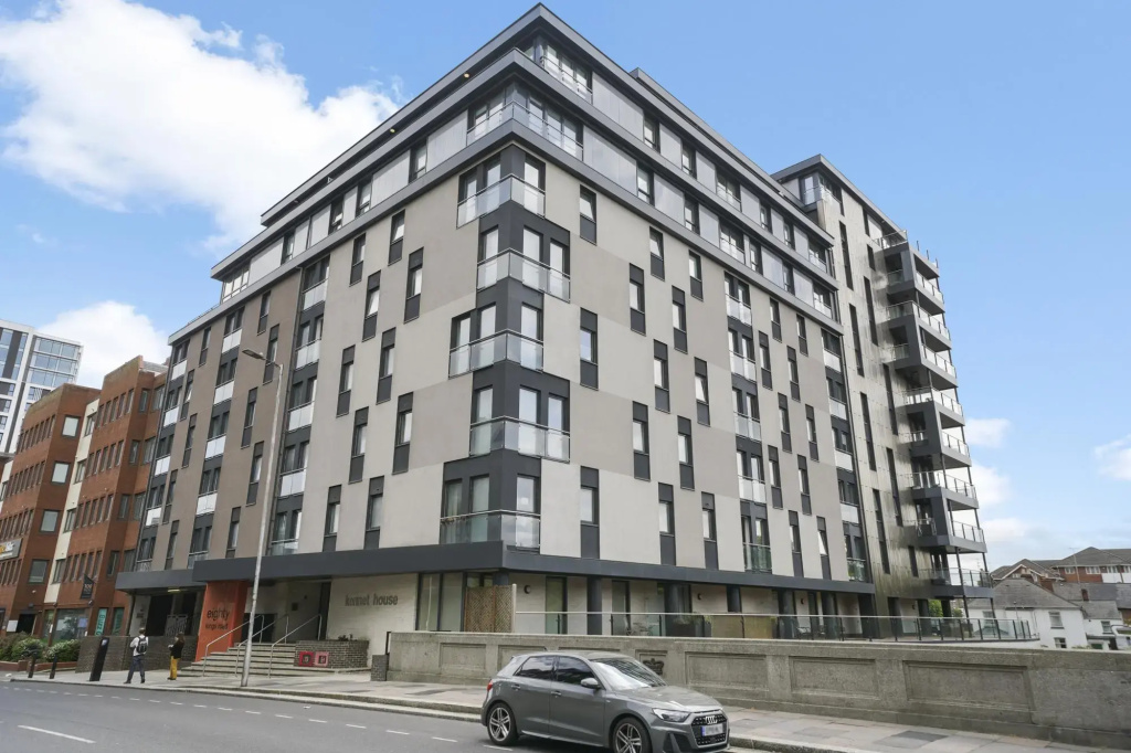 Kennet House Serviced Apartments, Reading - Apt A