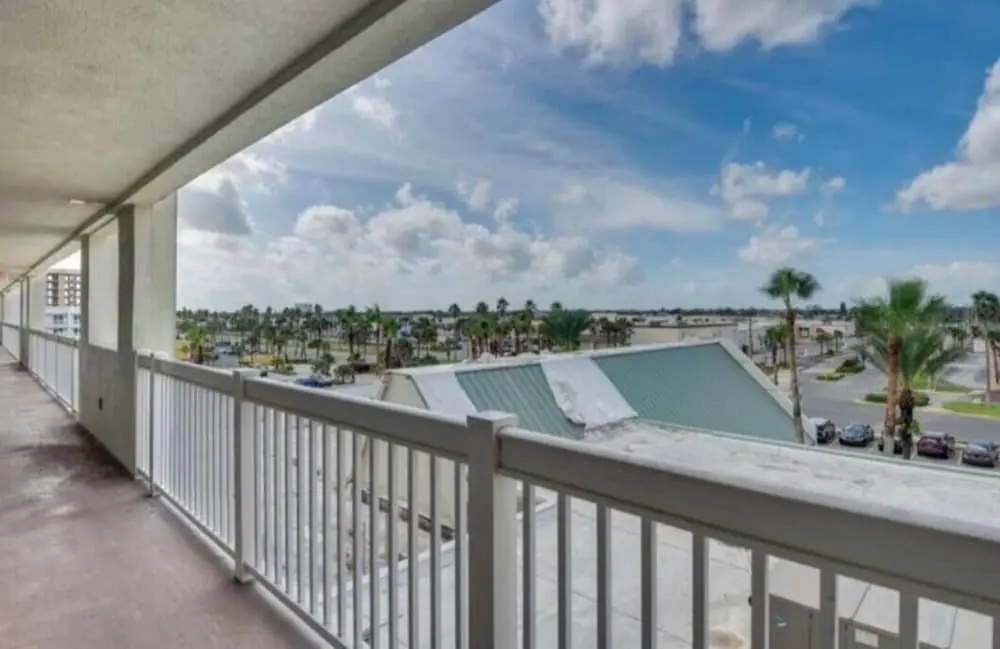 Daytona Beach Oceanfront Apartment for Rent