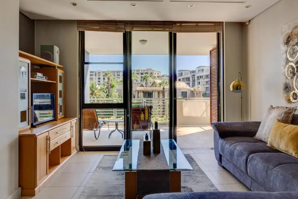 Apartment with balcony