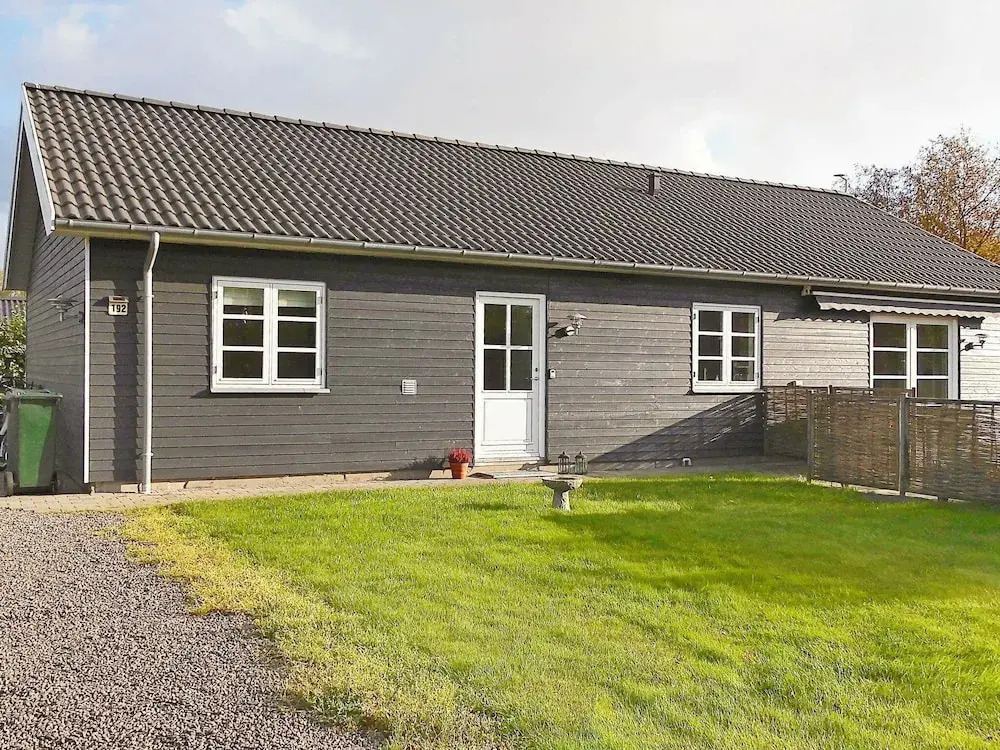 Vintage Holiday Home in Rødby With Hot Tub - фото 9