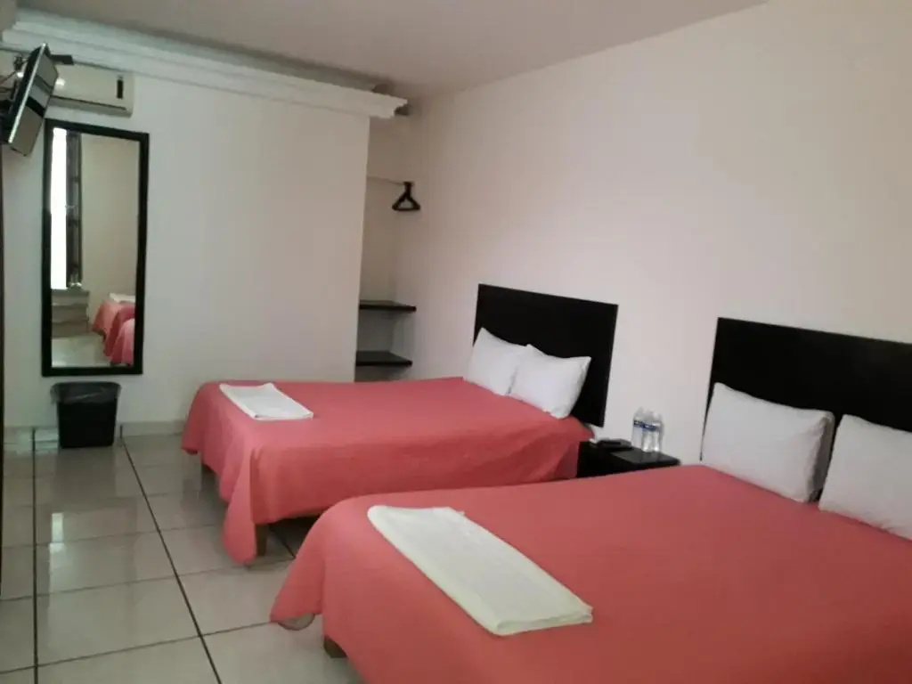 Standard Double room (twin beds)