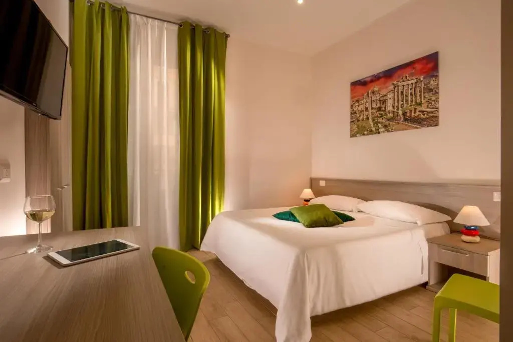 Standard Double room (full double bed)