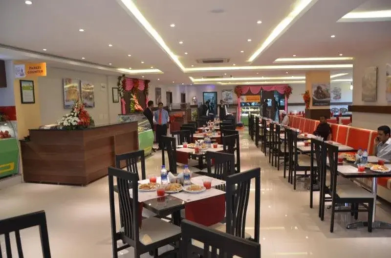 Food & Beverage