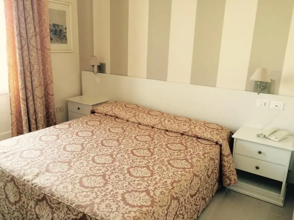 Superior Double room full double bed