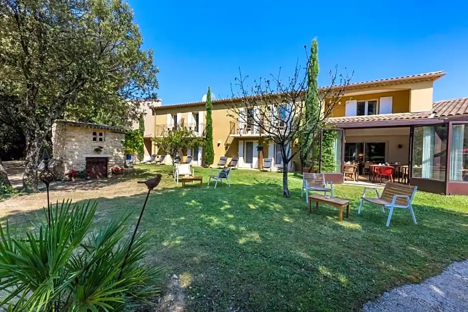 Logis Hôtel La Bastide de Grignan & Restaurant La Chênaie - Chambres