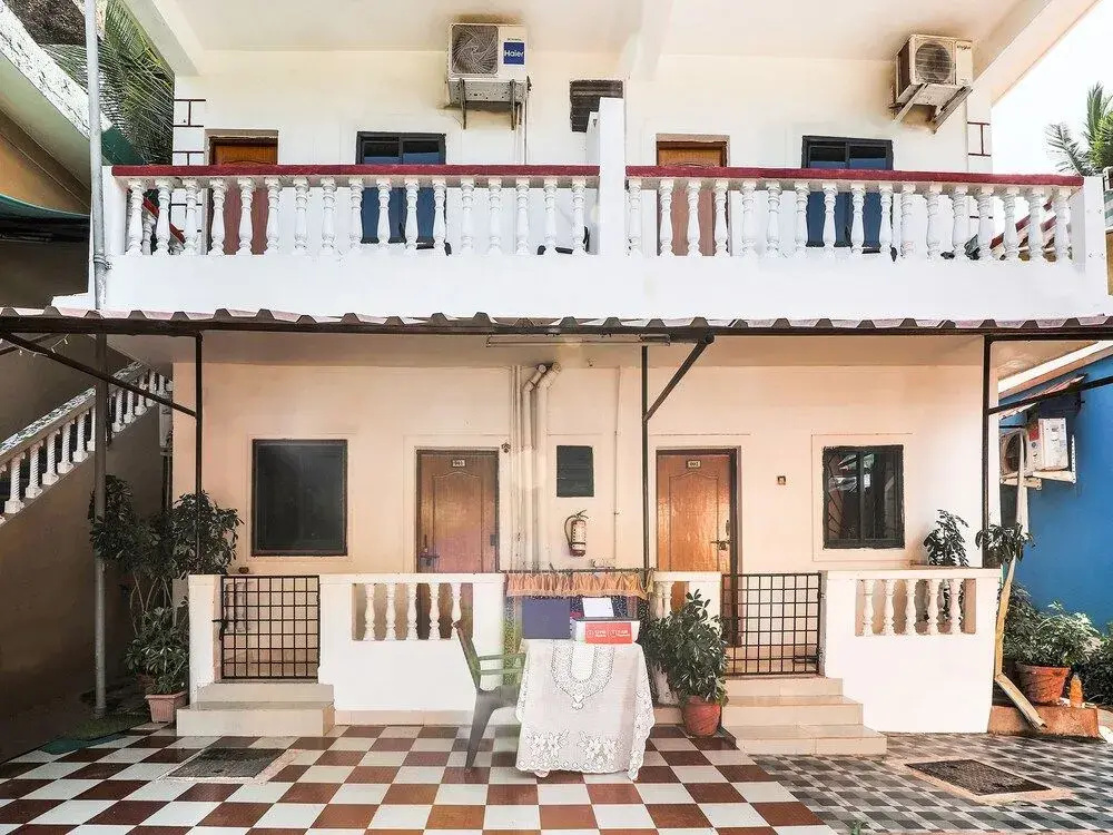 OYO 38418 Rosy Guest House