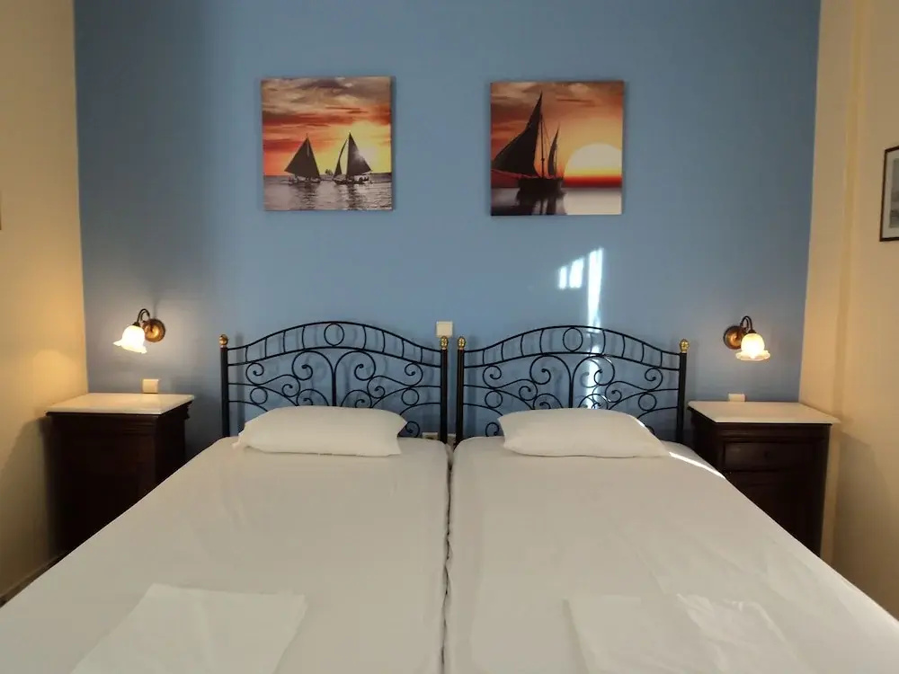 Standard Double room with balcony (twin beds)