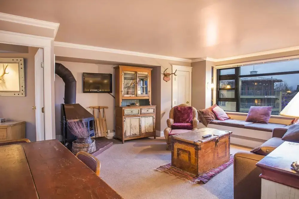 1 Bedroom Suite