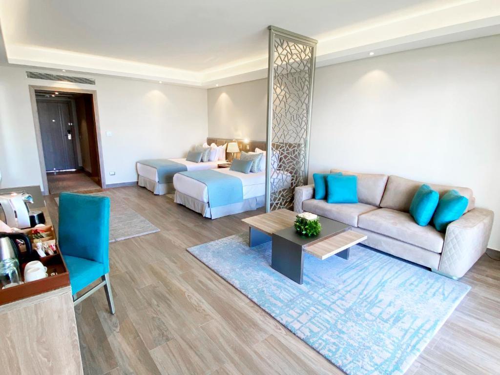 Двухместный люкс с видом на сад 2 отдельные кровати в Rixos Premium Magawish Suites and Villas