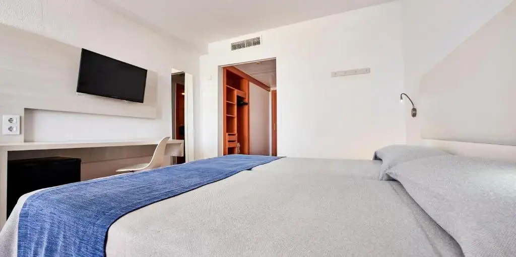 Globales Cala'n Bosch - Chambres
