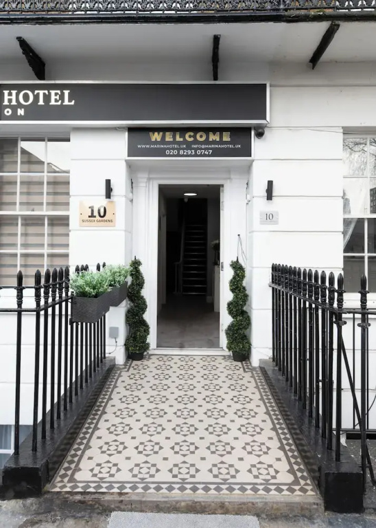 Marina Hotel London — фото