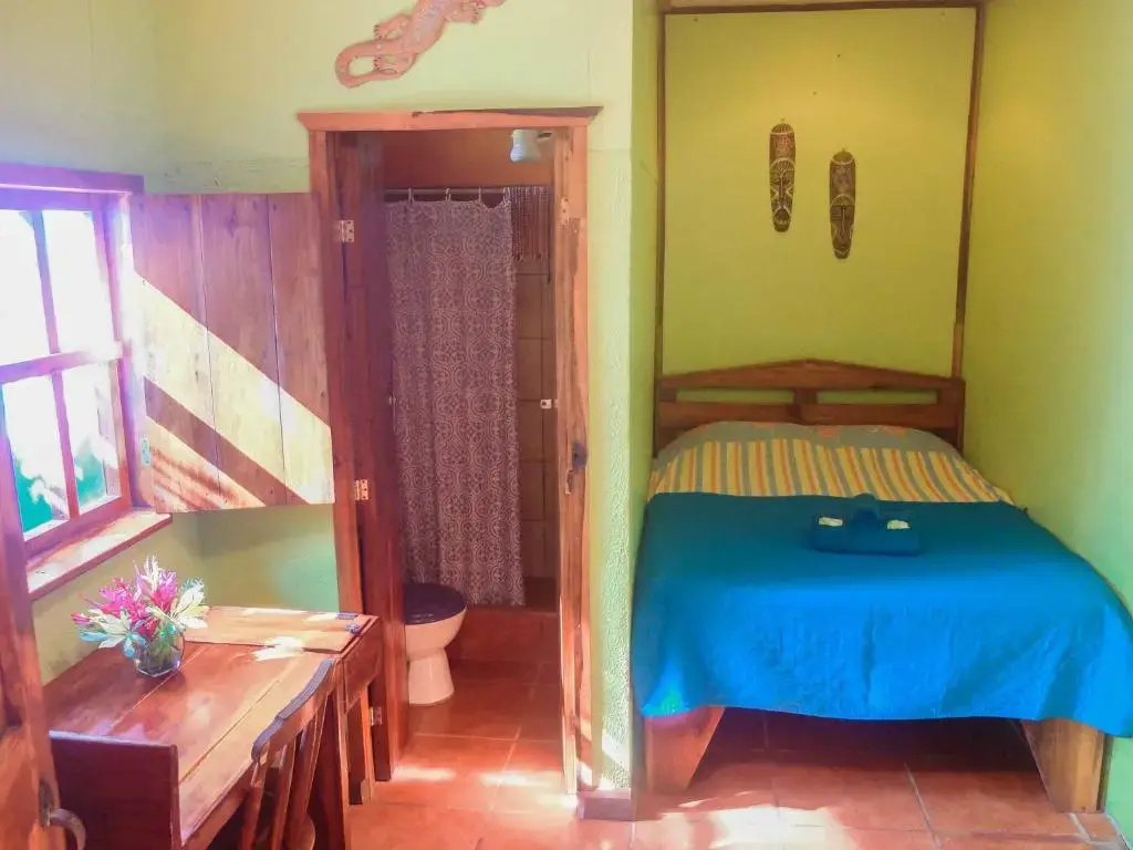 Economy Double room (twin beds)