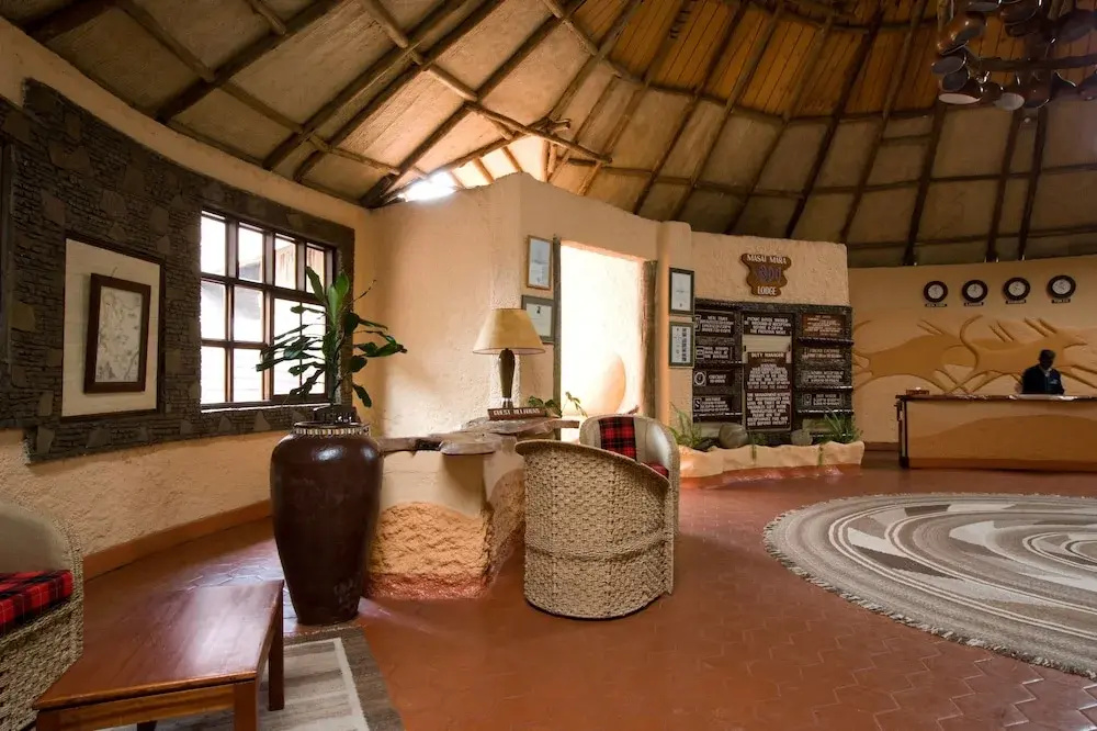 Lobby & Reception