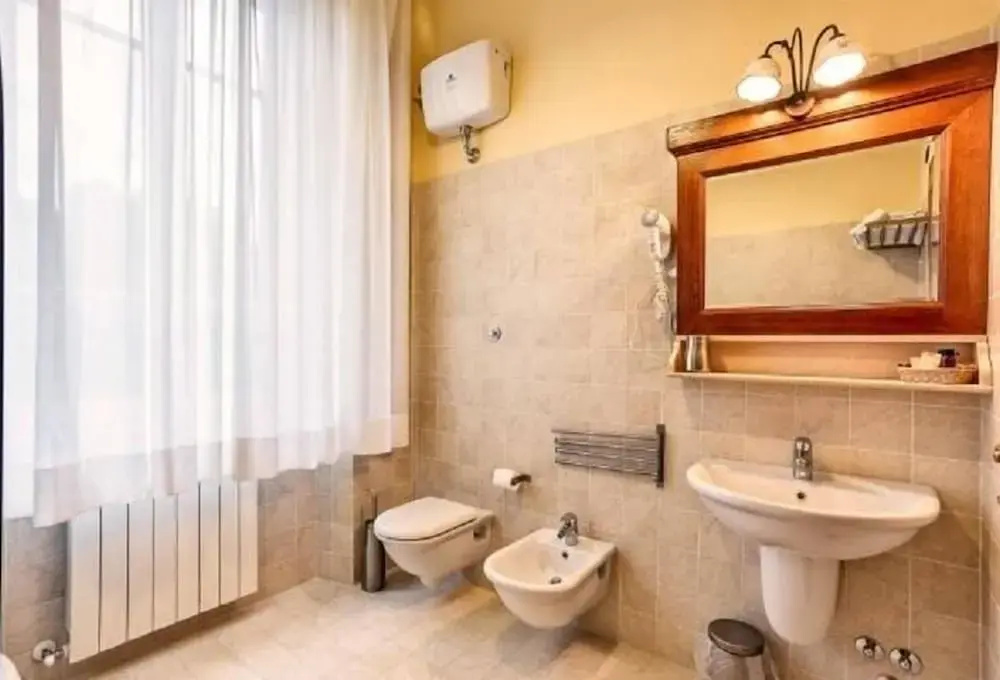 Quadruple Suite
