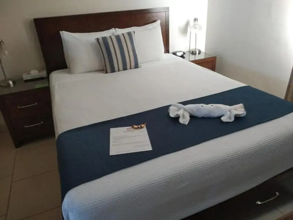Double Studio (full double bed)