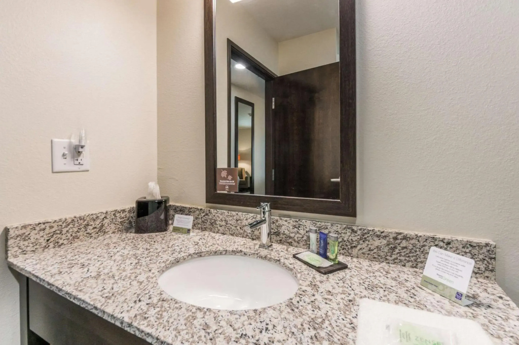 Hotel photo 32