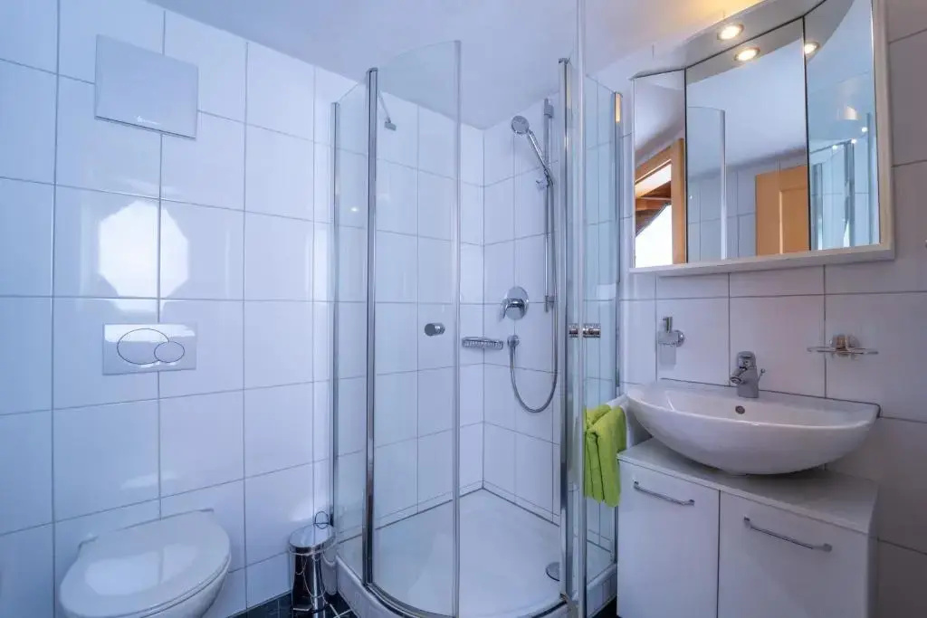 2 Bedrooms Apartment with balcony