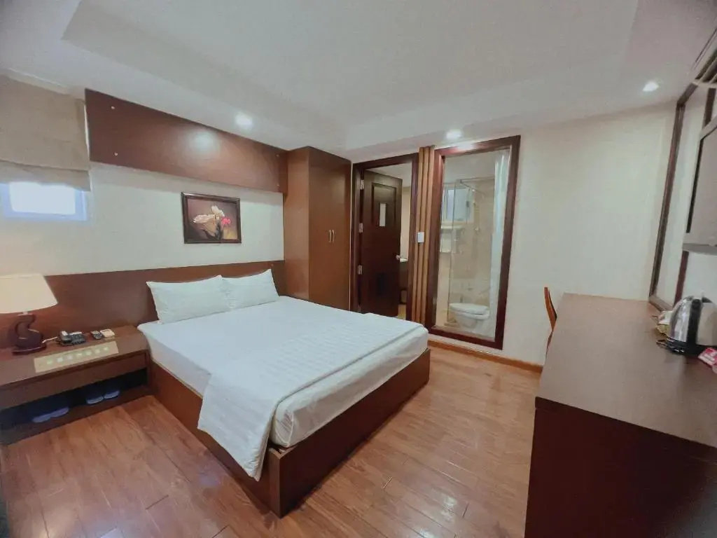 Economy room