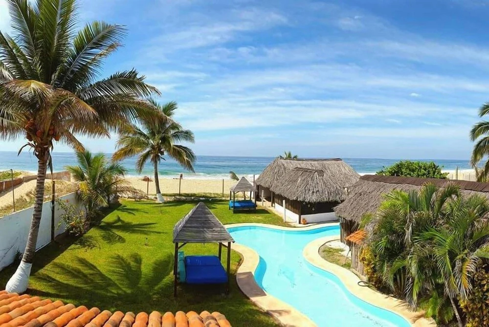 Beach & Waterfront