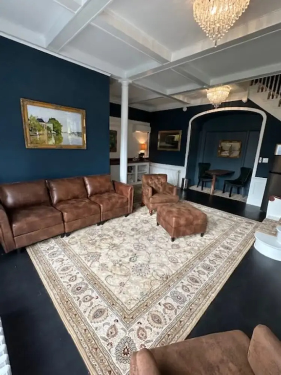 Luxury Suite