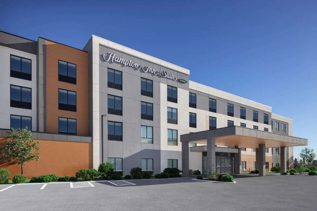Hampton Inn & Suites by Hilton Orangeville, ON (H)