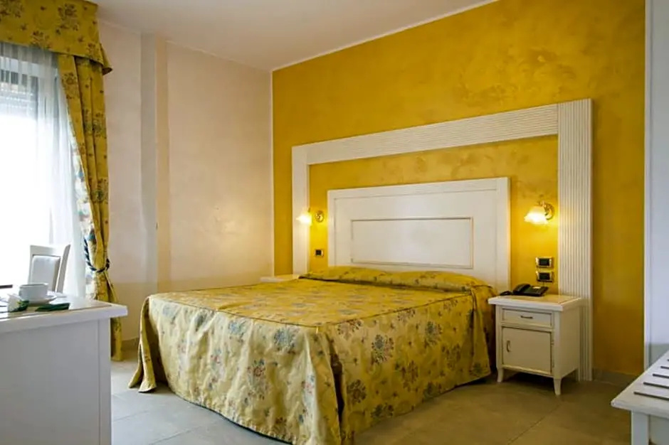 Hotel Diplomat Palace - Chambres