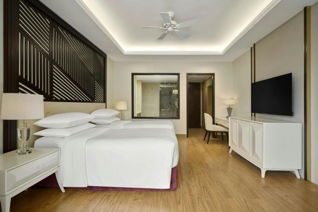 Renaissance Danang Hoi An Resort & Spa — фото