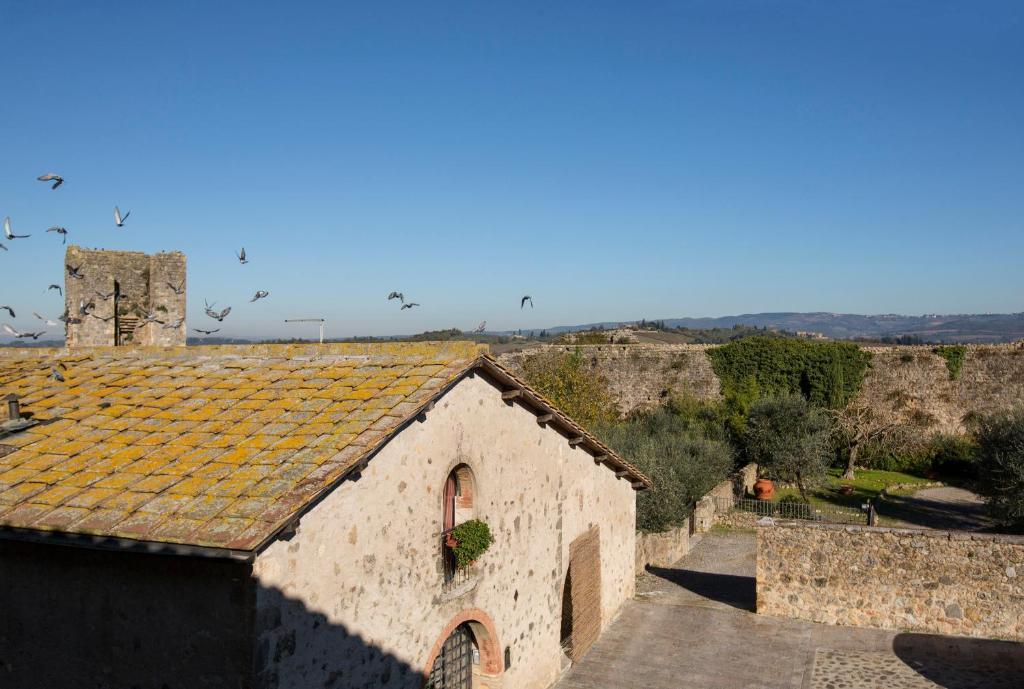 Camere Dentro Il Castello image