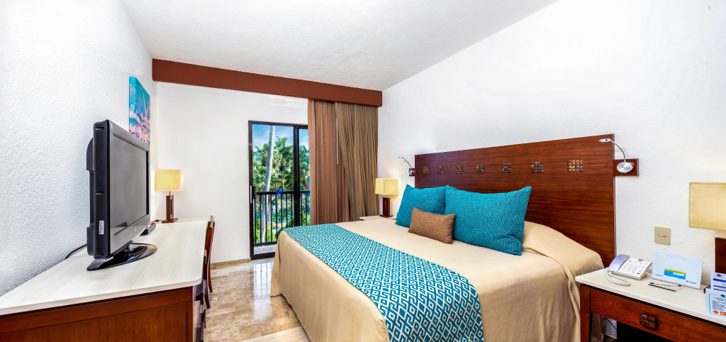 The Royal Cancun All Suites Resort