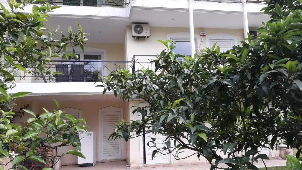 Mother's House