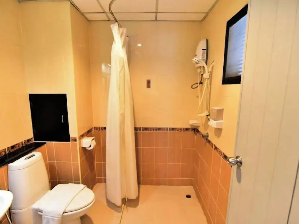 Narawan Hotel - Chambres
