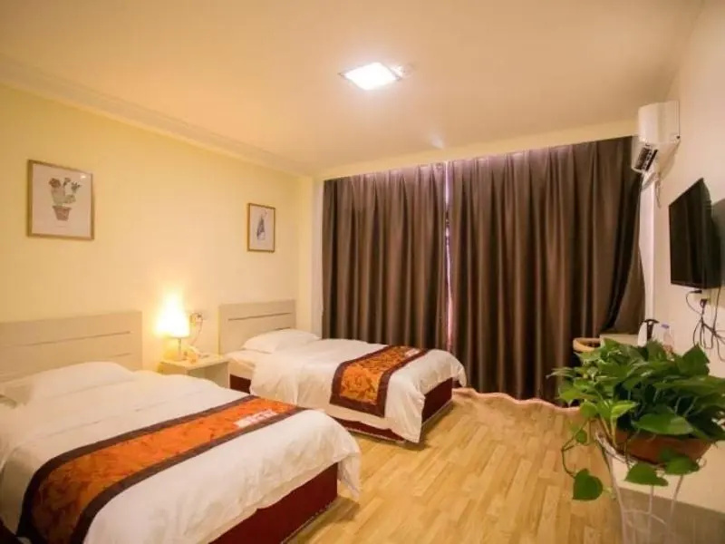 Standard Double room (twin beds)