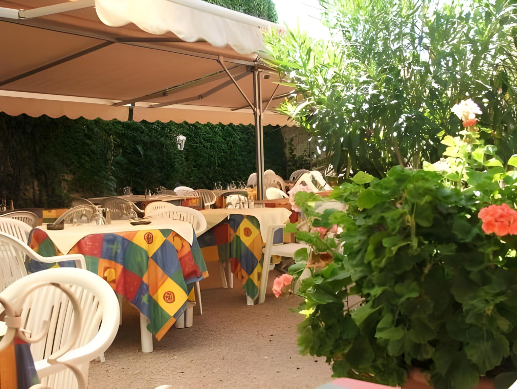 Hotel photo 12