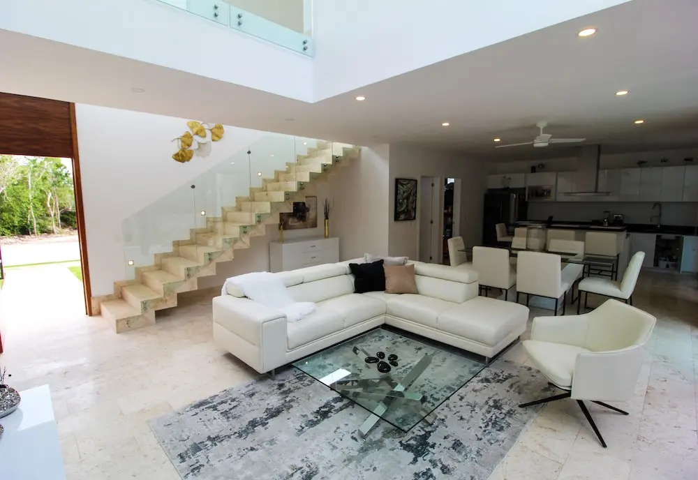 4 Bedrooms Luxury Cottage