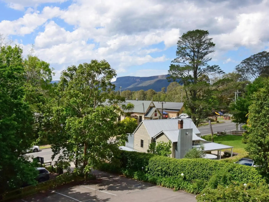 Cloudsong Chalet 1 - Close to the village centre!