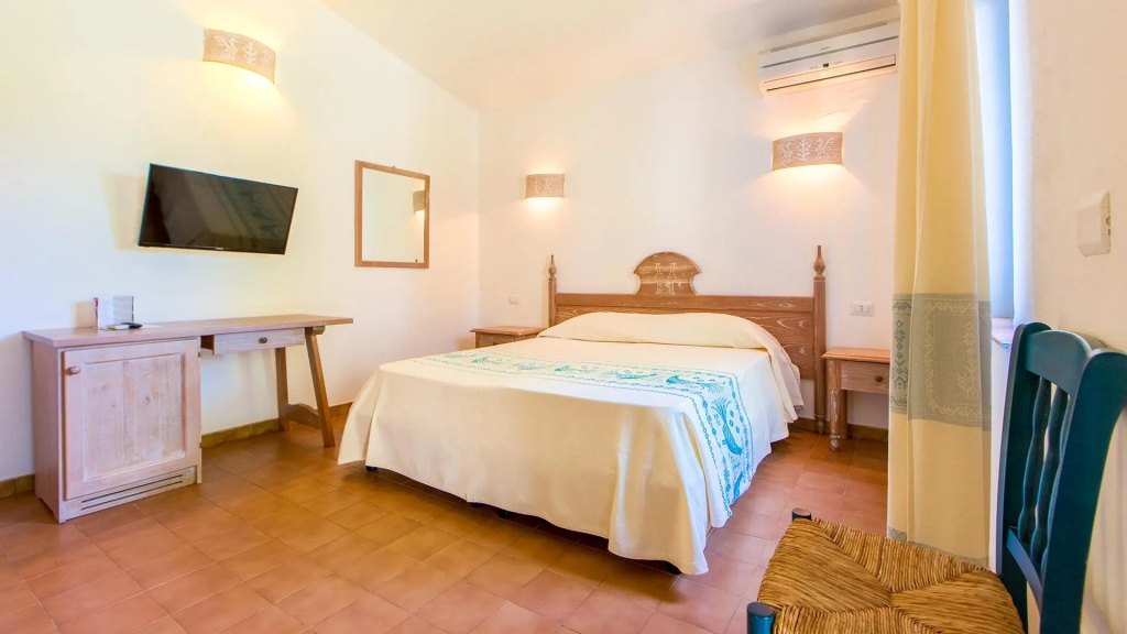 Standard Double room full double bed