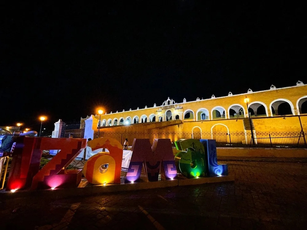 Buenosdias Izamal