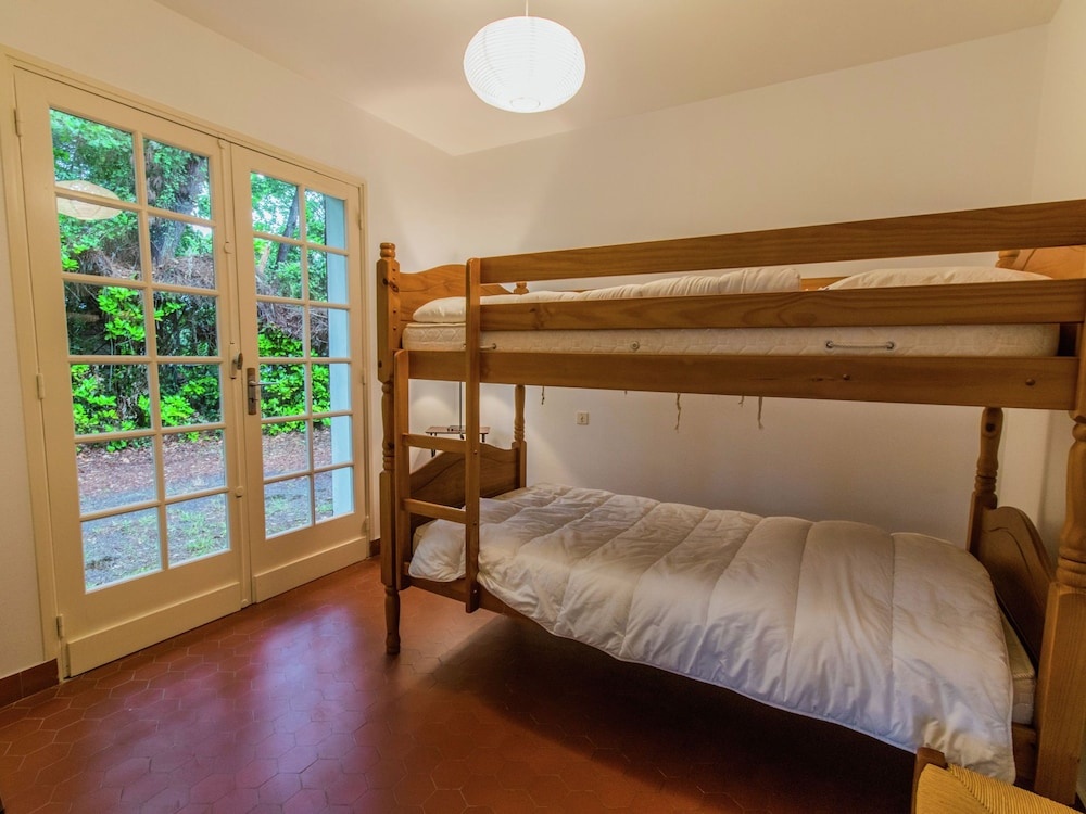 Stunning, Detached Holiday Home Near Sandy Beaches and a Leisure Lake