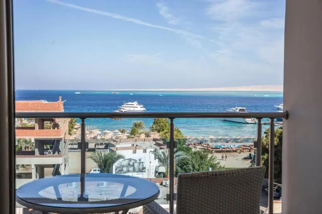 Superior room with balcony and with sea view