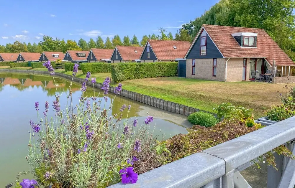 Amazing Home in Heinkenzand With Wifi and 2 Bedrooms