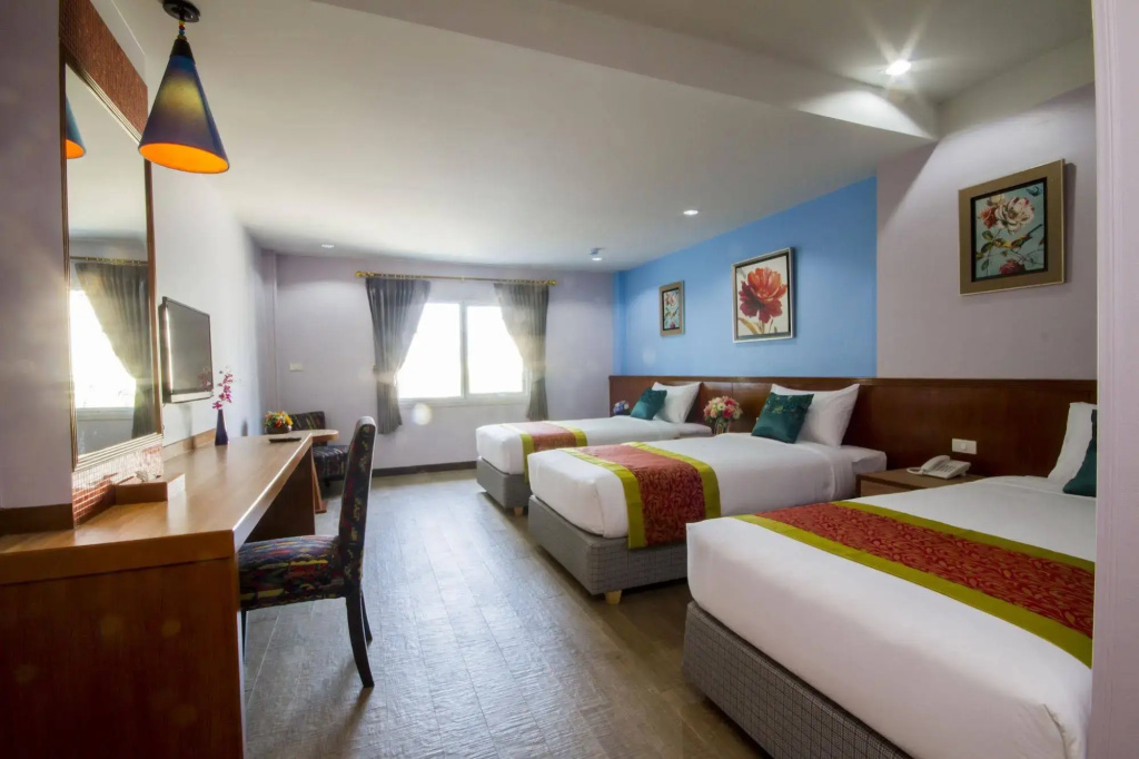 Hotel photo 13