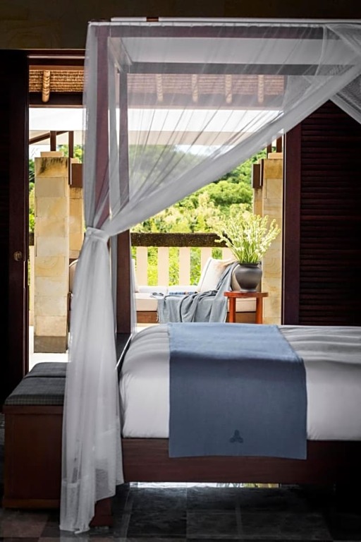 Revivo Wellness Resorts