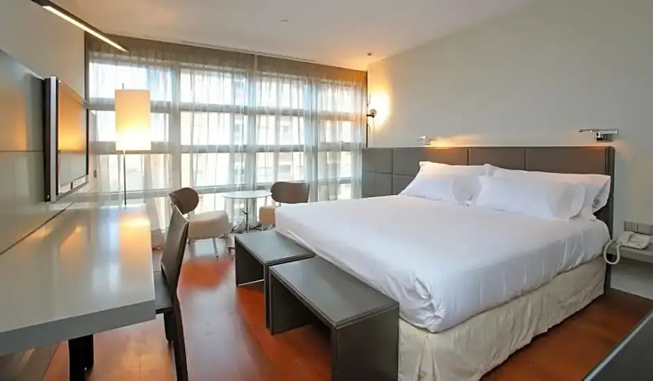 Reina Petronila - Chambres