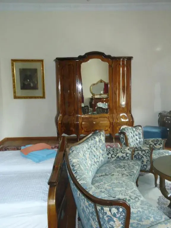 Classic room