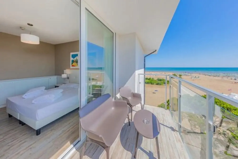 Standard Double room with balcony and with sea view (full double bed)
