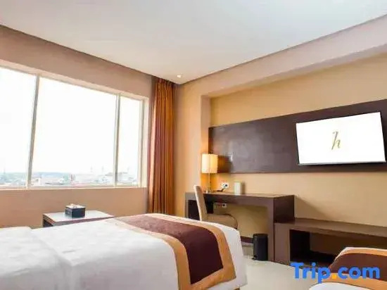 Horison Samarinda Room Type - Deluxe Double