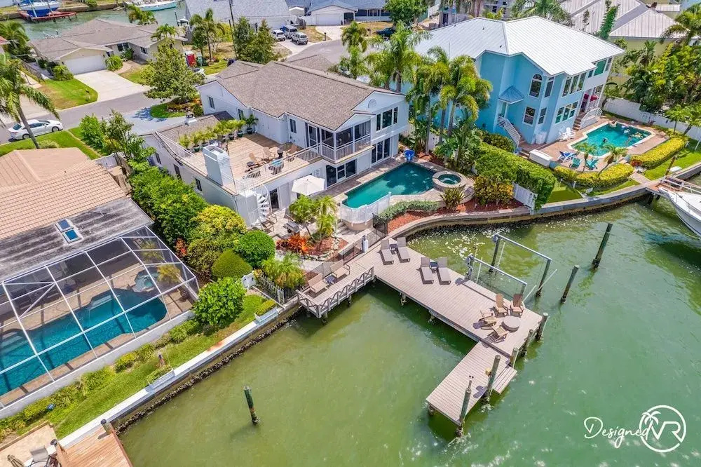 Chic 8BR with Heated Pool & Waterview