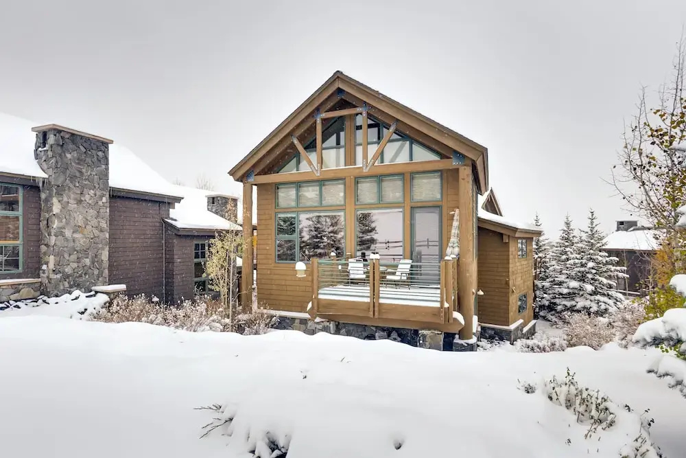 21 N Rd Home 4 Bedrooms 4.5 Bathrooms Home