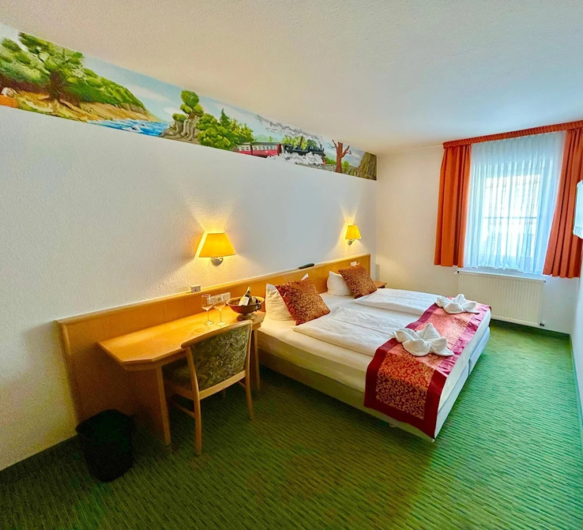 Hotel Domschatz — 3