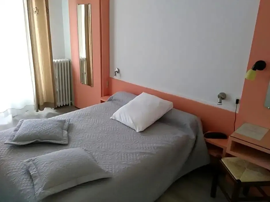 Voir la photo 3 — Hotel Restaurant Les Templiers